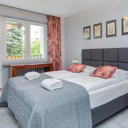 Osiedle Piastowskie By Renters Apartment Poznan